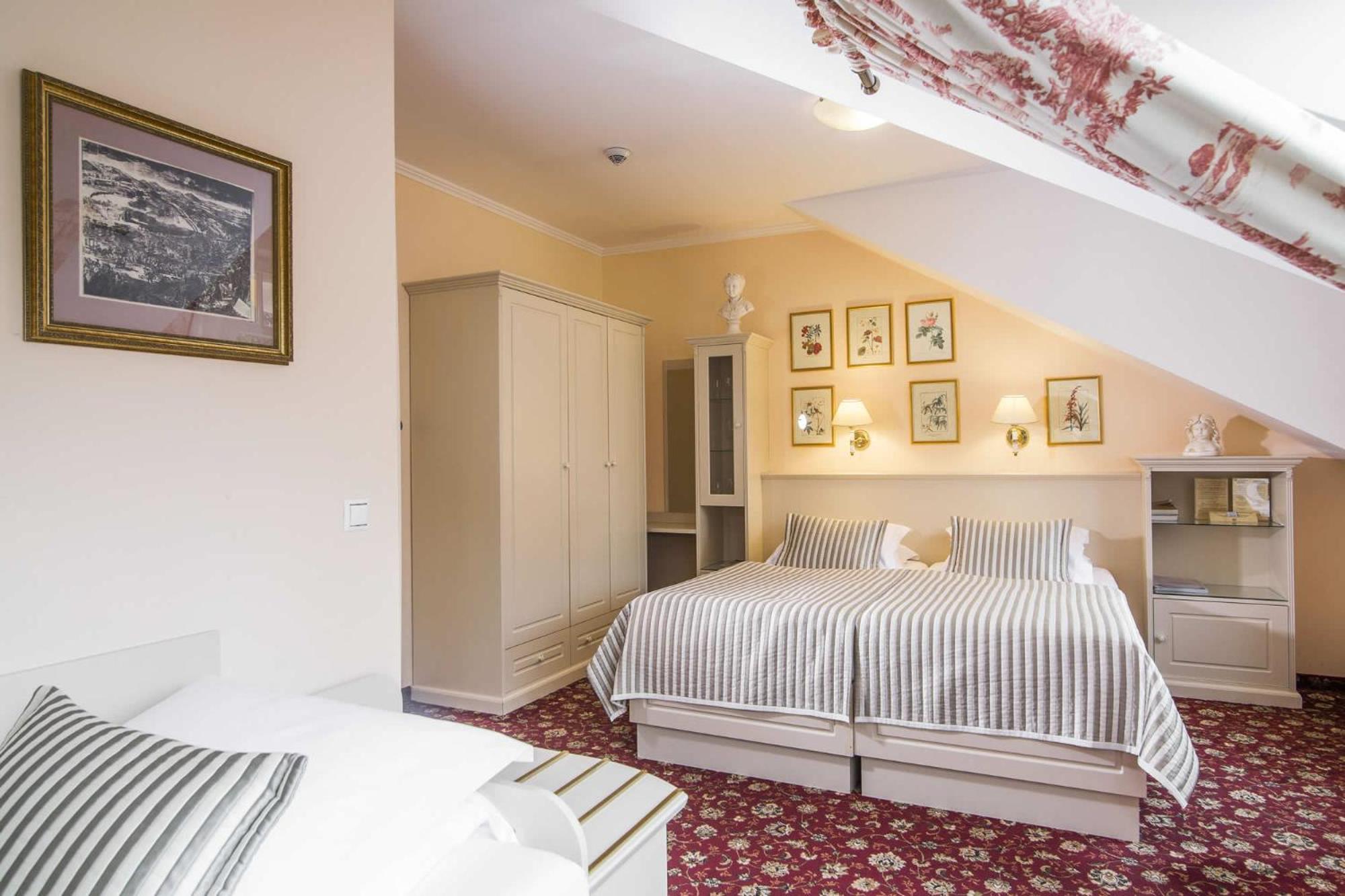 Karlsbad Grande Madonna Otel Dış mekan fotoğraf