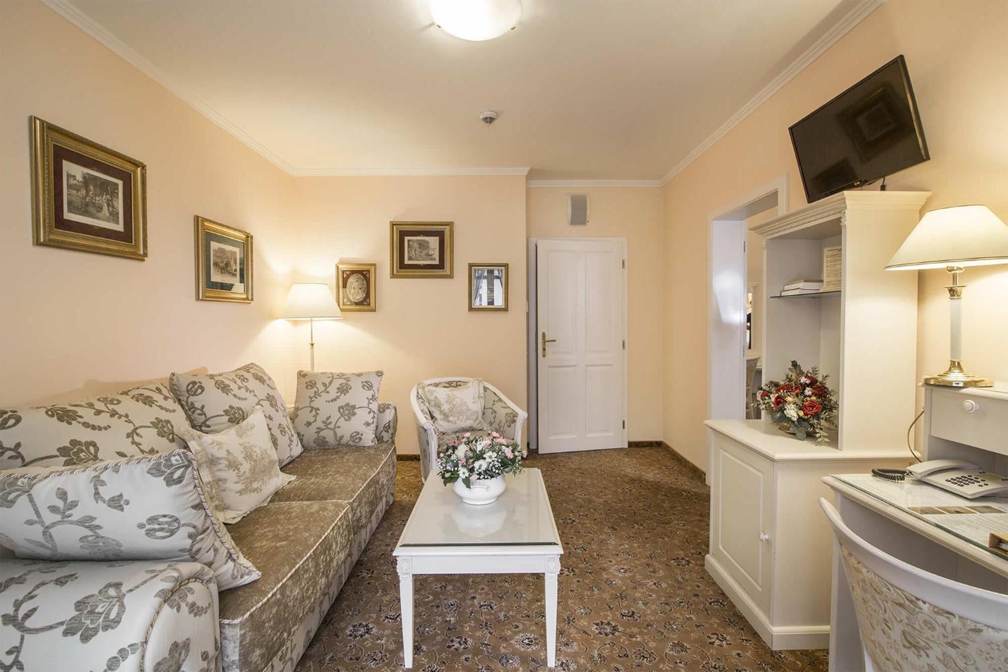 Karlsbad Grande Madonna Otel Dış mekan fotoğraf