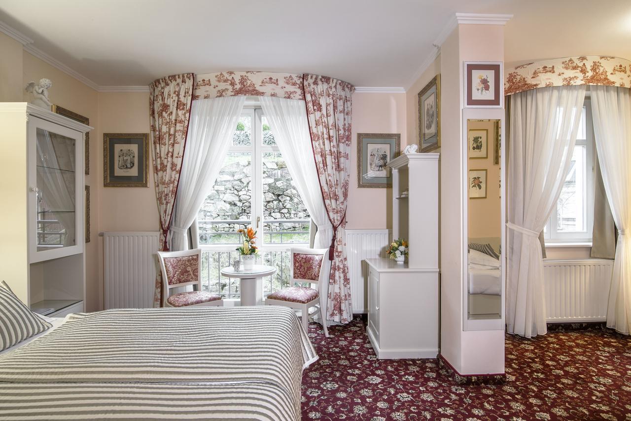 Karlsbad Grande Madonna Otel Dış mekan fotoğraf