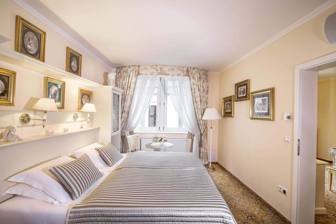 Karlsbad Grande Madonna Otel Dış mekan fotoğraf